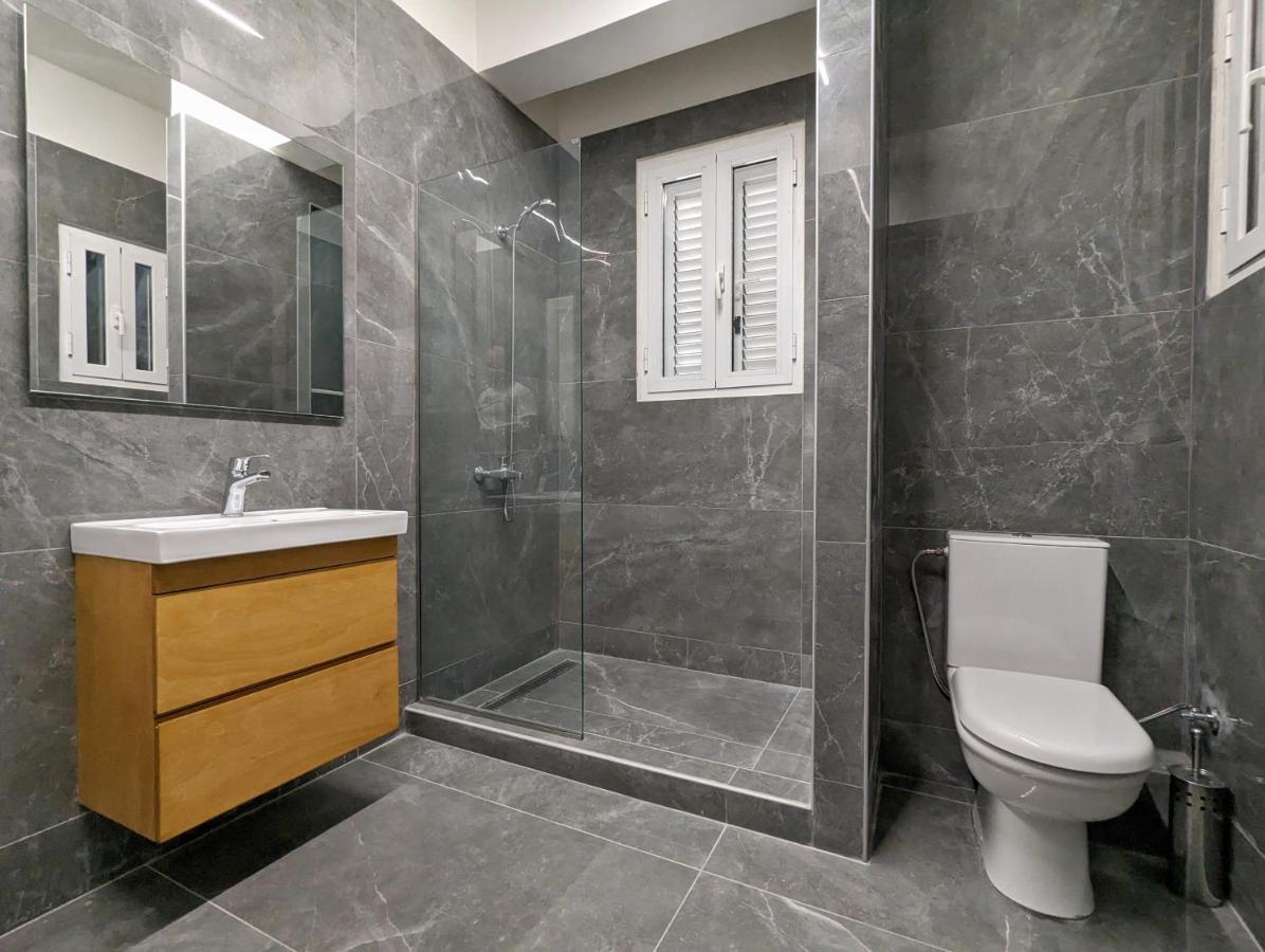 Victroria Grand Palace Apartment Атина Екстериор снимка