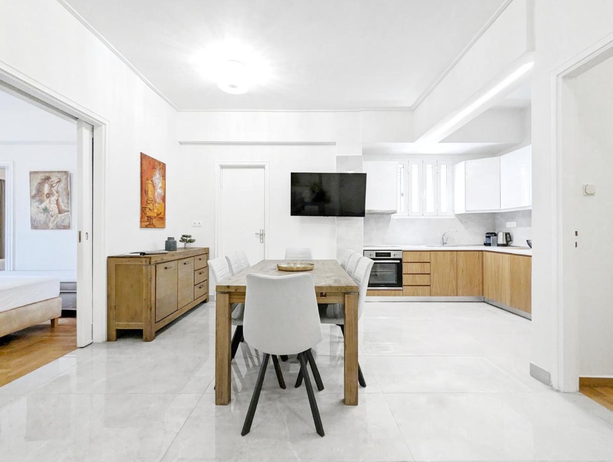 Victroria Grand Palace Apartment Атина Екстериор снимка