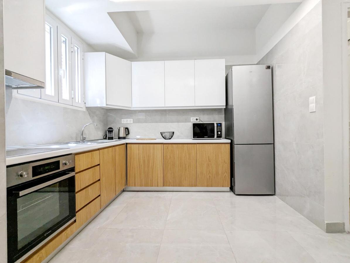 Victroria Grand Palace Apartment Атина Екстериор снимка