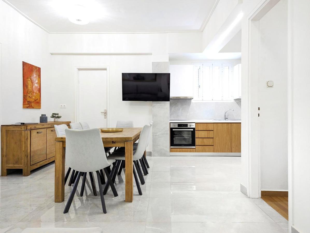 Victroria Grand Palace Apartment Атина Екстериор снимка