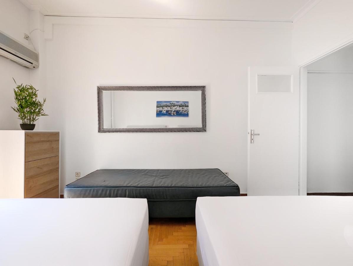Victroria Grand Palace Apartment Атина Екстериор снимка