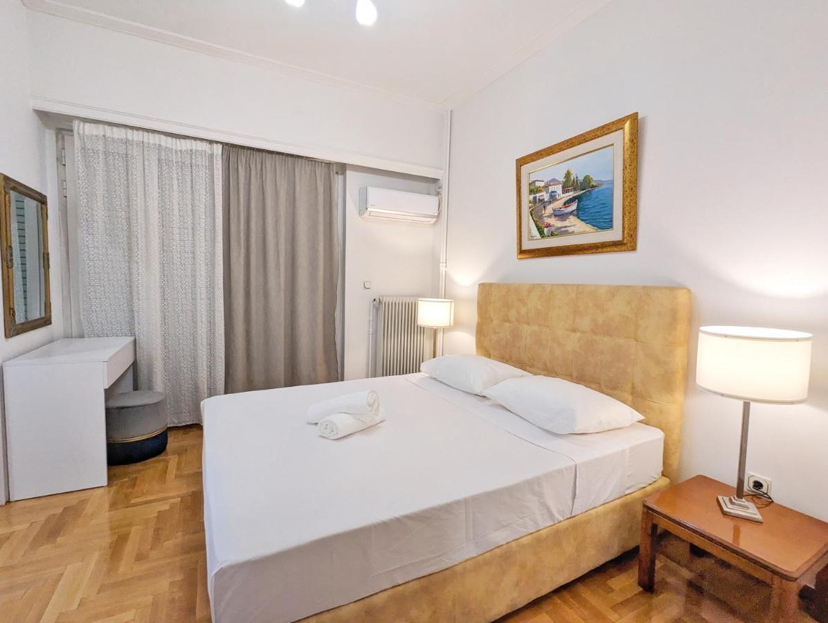 Victroria Grand Palace Apartment Атина Екстериор снимка
